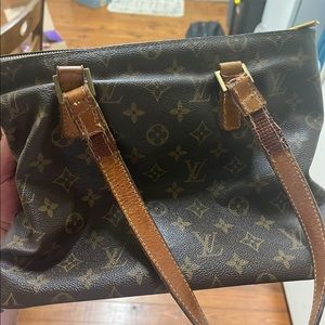 Louis Vuitton purse